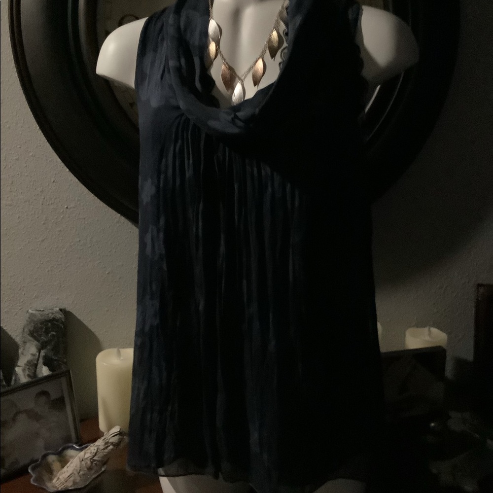 😍 M Carla Conti Silk Blue Top